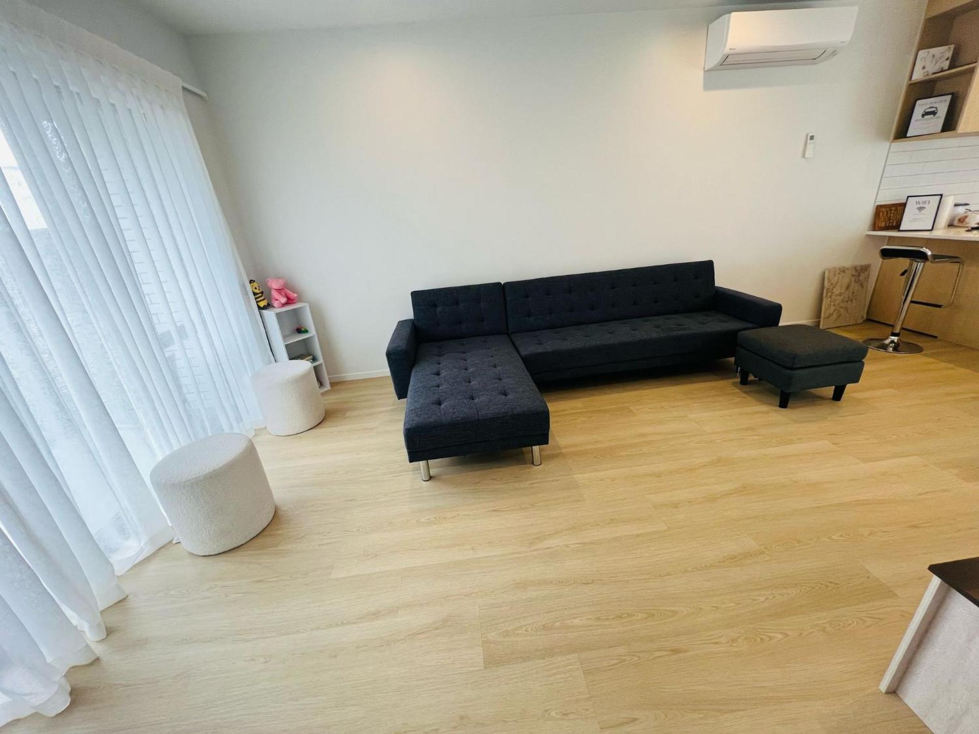 Central Modern 3-Bedroom,3- Bathroom House With Patio And Carpark- Lower Hutt City Centre Exterior photo